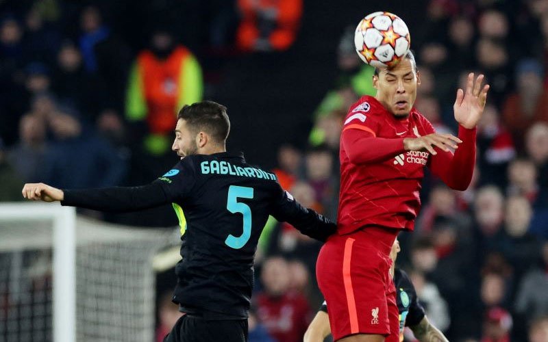 berita bola liverpool lolos