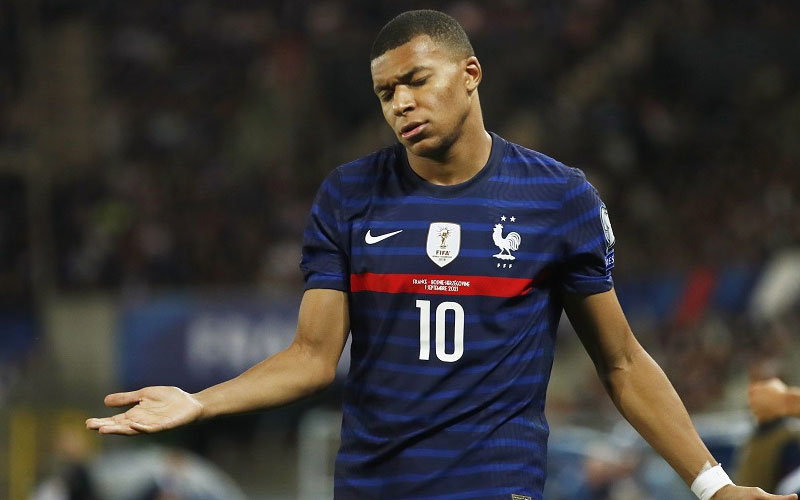 berita bola sikap mbappe - Ekings