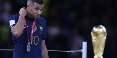 berita bola pesan mbappe - Ekings